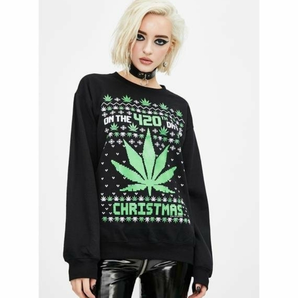 #1❤️ Nwt Too Fast 420 Christmas Sweatshirt - Picture 3 of 5